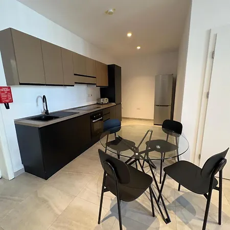 Διαμέρισμα Brand New 1bdr Near The Sea Σλιέμα